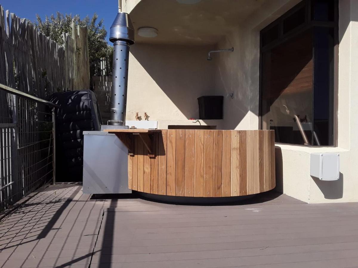 Whale Huys Luxury Oceanfront Eco Villa Gansbaai Zewnętrze zdjęcie